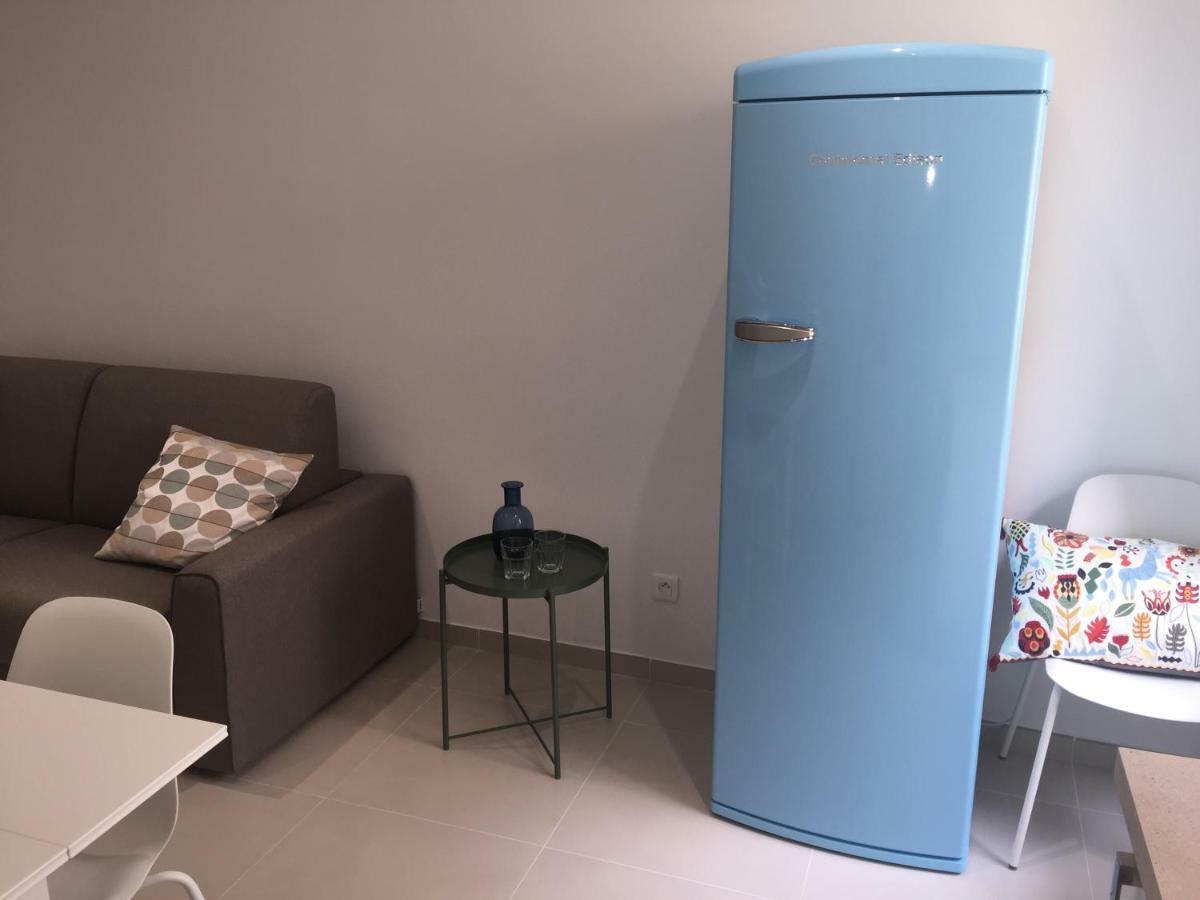Menton 2 Pieces Climatise A Cote De La Plage Rue Palmaro Exterior foto